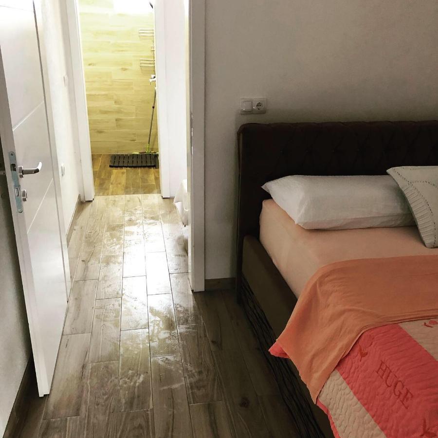 Apartment Elena Donji Okrug  Zewnętrze zdjęcie