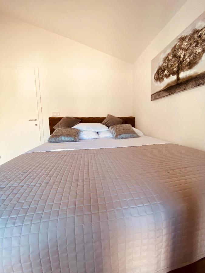Apartment Elena Donji Okrug  Zewnętrze zdjęcie