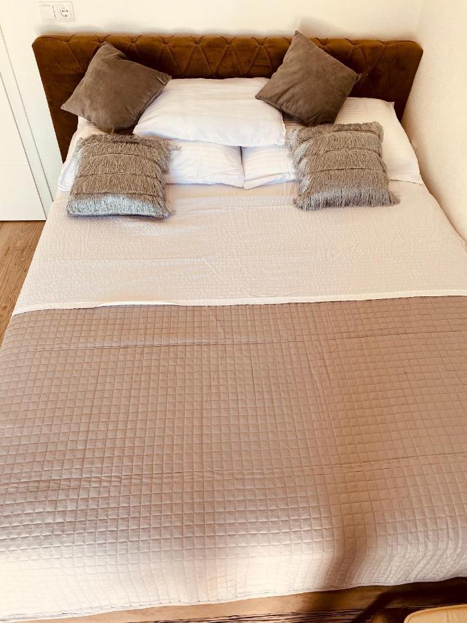 Apartment Elena Donji Okrug  Zewnętrze zdjęcie