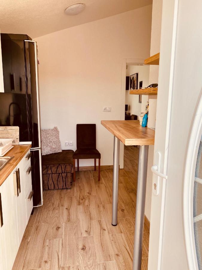 Apartment Elena Donji Okrug  Zewnętrze zdjęcie